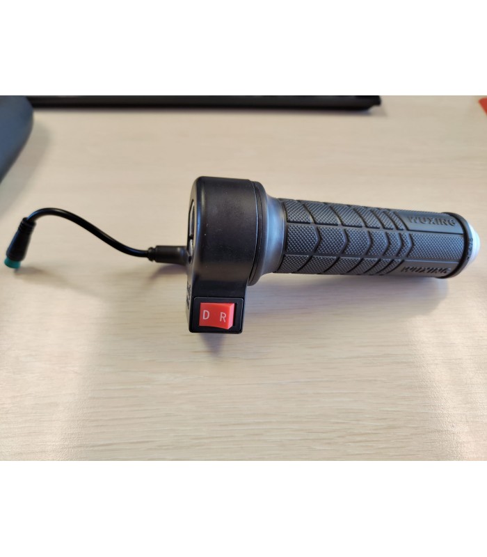 Acelerador para freedom